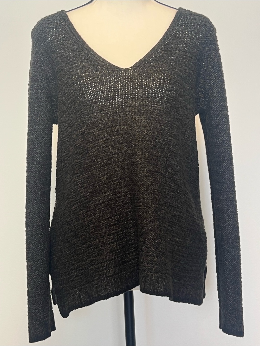 V-Neck Sweater | Fall | Comfy